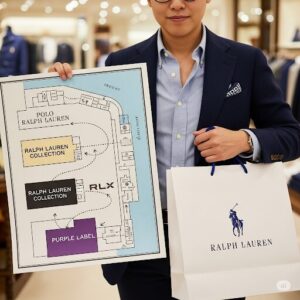 ラルフローレンのブランドラインの地図を、自信に満ちた笑顔の人物が手にしているイラスト。