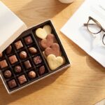 卵アレルギー対応のバレンタイン市販ギフト。安心感のある明るい雰囲気。